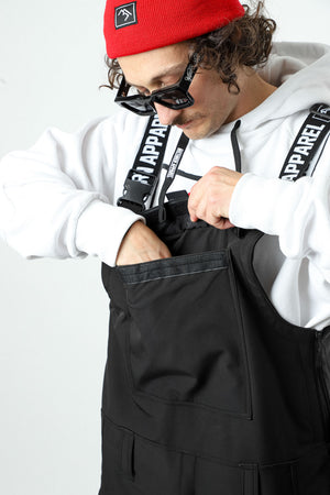 
                  
                    Load image into Gallery viewer, Black snowboard bib pants
                  
                