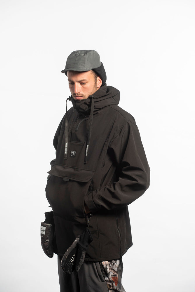 technical snowboarding jacket black