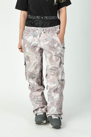
                  
                    Load image into Gallery viewer, pink camo snowpants
                  
                