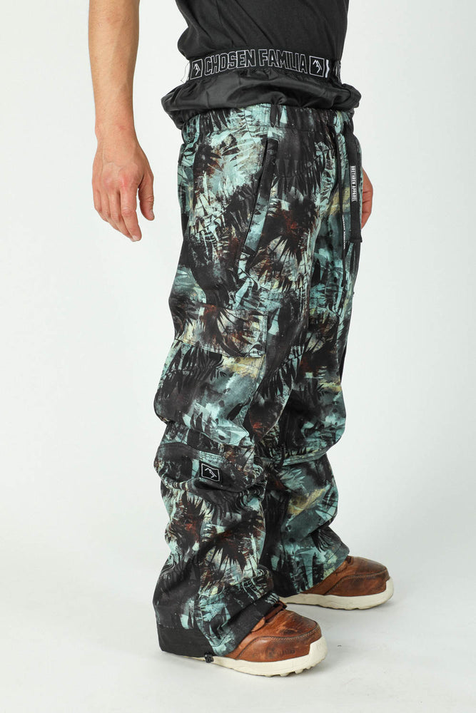 
                  
                    Load image into Gallery viewer, green snowboard pants
                  
                